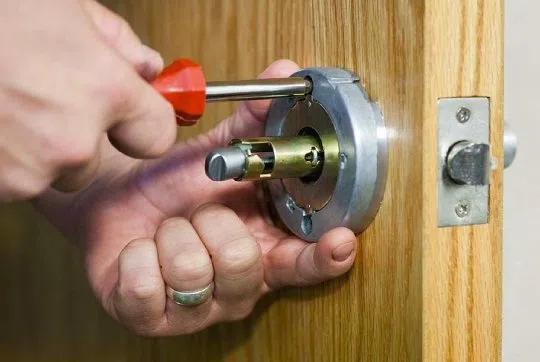 Hurst Locksmith Service Hurst, TX 817-357-4162 - emergency-unlock-01